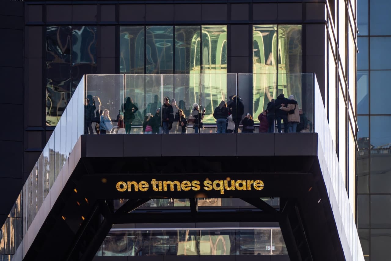 One Times Square Skywalk Ticket - image 2